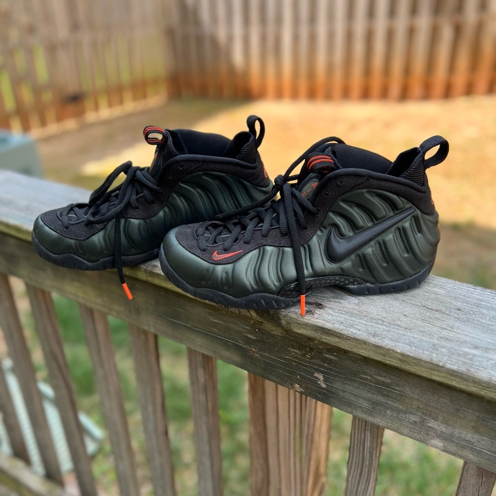 Nike Air Foamposite One Cough Drop (2010)